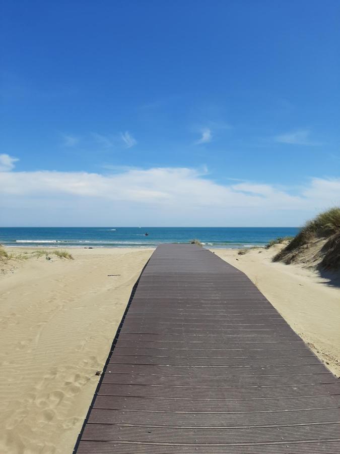 Plage De La Roquille Агде Екстериор снимка